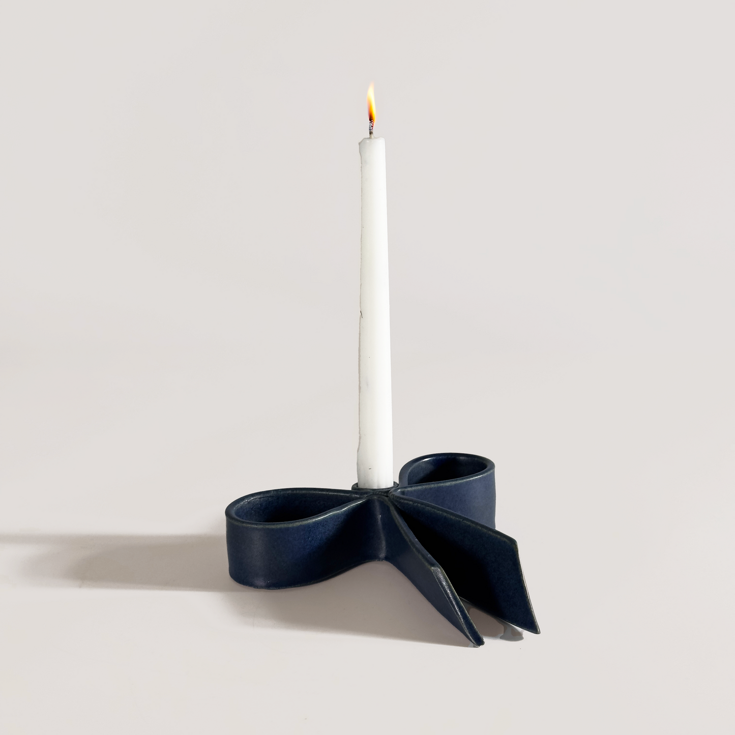 Clay Bow Candleholder