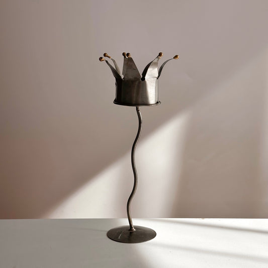 Metal Crown Candleholder with Wavy Stem